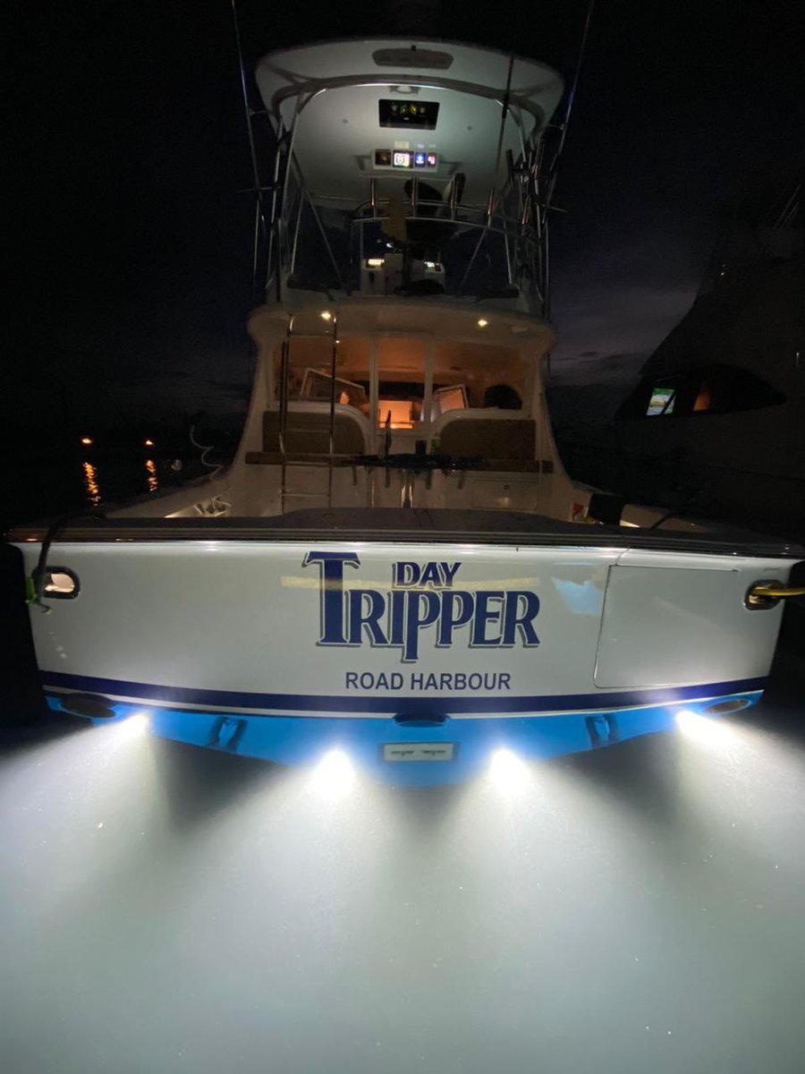 FishingBoatss's tweet photo. Viking billfish 37! Incredible fishing machine in Panama with new under water lights! Amazing fishing in Panama! @VikingYachts #fishing #FishingBoats #viking #billfish #fishingmachine https://t.co/9iuV3rLgoB