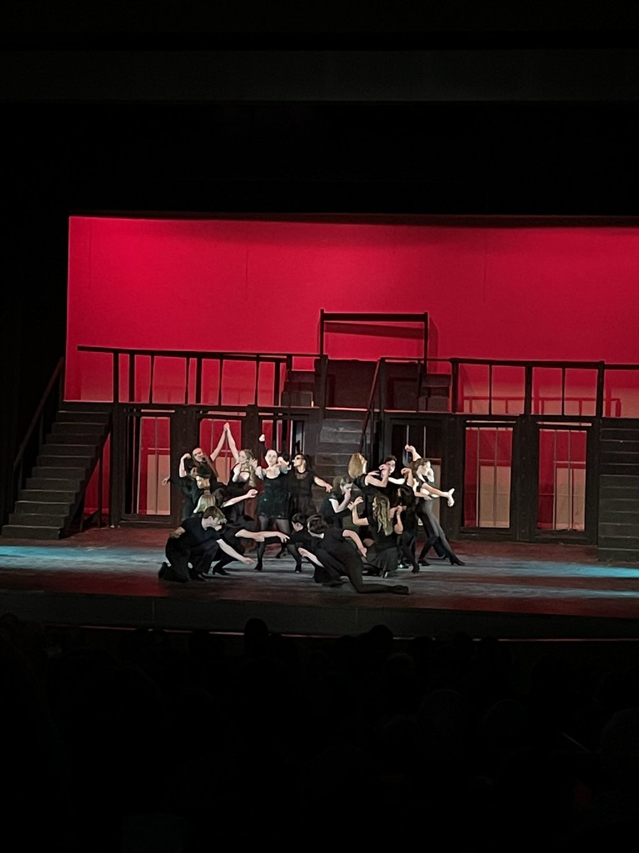 WHS_Westlake's tweet photo. Wow! What an amazing performance of Chicago from our @wlakedramaclub If you haven’t seen it yet make sure you check it out this weekend! Absolutely incredible job by our performers, pit crew, and backstage crew! https://t.co/95fPmAXIOx