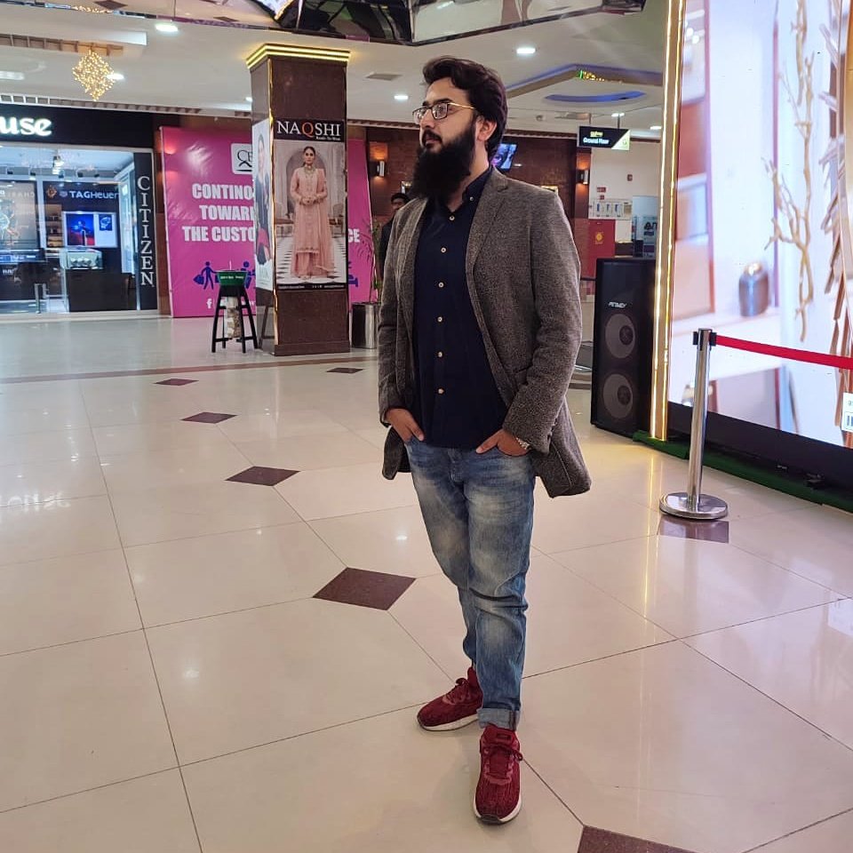 draliwmcolians's tweet photo. #NewProfilePic https://t.co/fdYReeFWXx