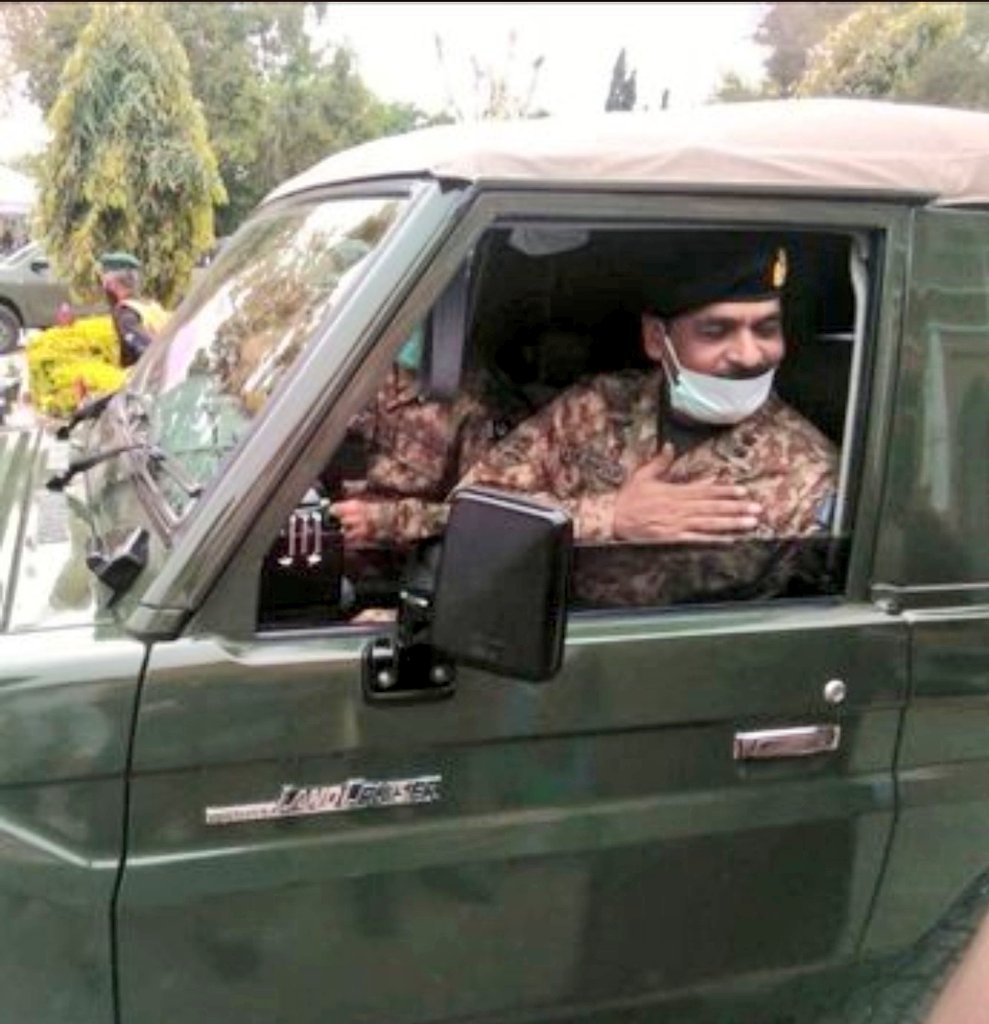 پریشان نہ ہوں انشاءاللہ پاکستان کے حق میں سب بہتر ہوگا،
اپنی افواج پر یقین رکھیں،
پاکستان کو مضبوط بنانا ہے اور اس کو ترقی اور خوشحالی کی جانب گامزن رکھنا ہے،
آصف غفور نے پاکستانی قوم کو ہائبرڈ جنگ کا بہت پہلے بتایا تھا،
اس ففتھ جنریشن وارفیئر میں دشمنانِ وطن کا آلہ کار نہ بنیں!