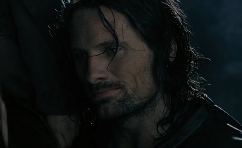 myelessar's tweet photo. the way aragorn looks at arwen https://t.co/xGsMoQhax3