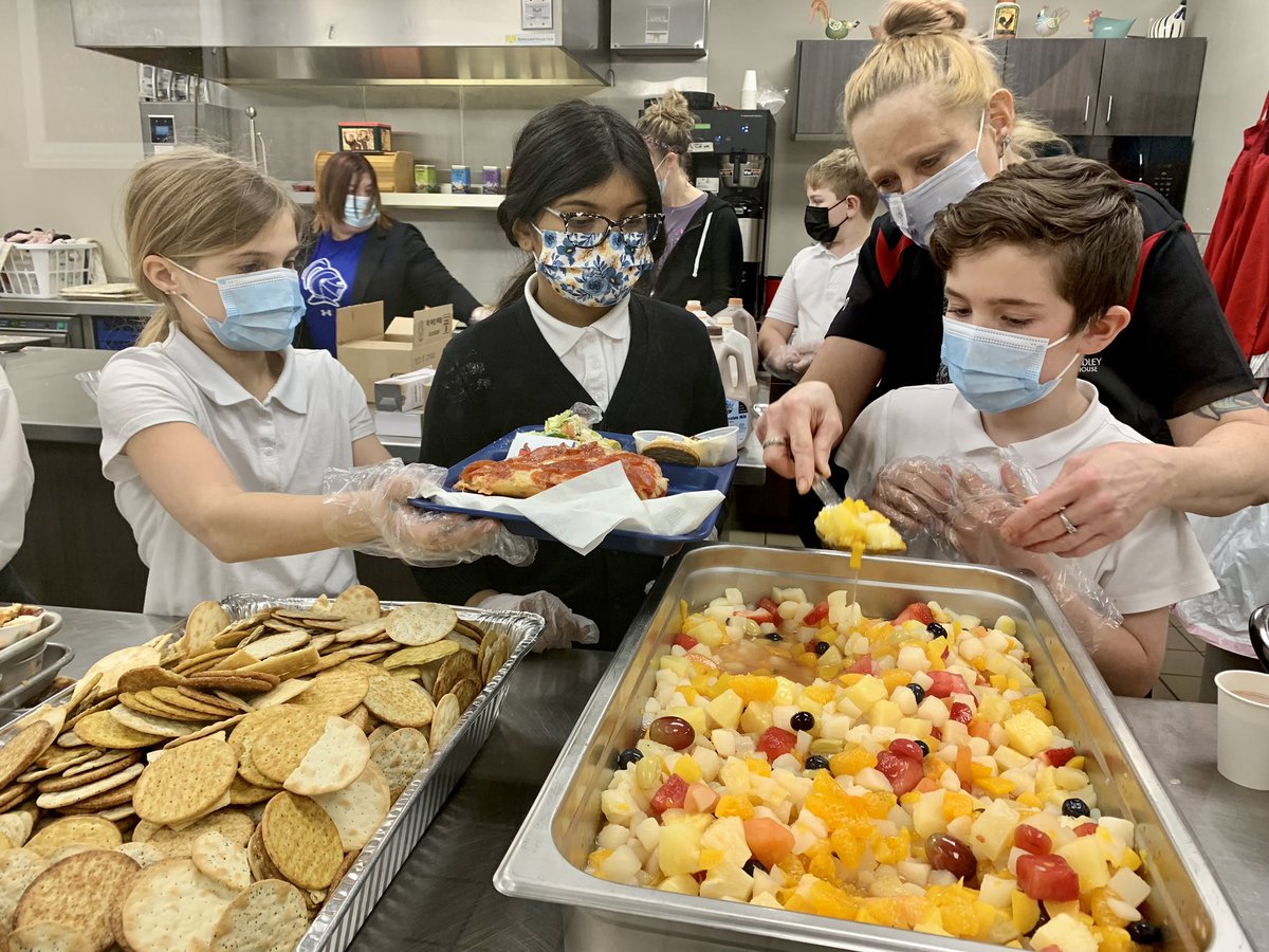 Christ the King Elementary tweet media