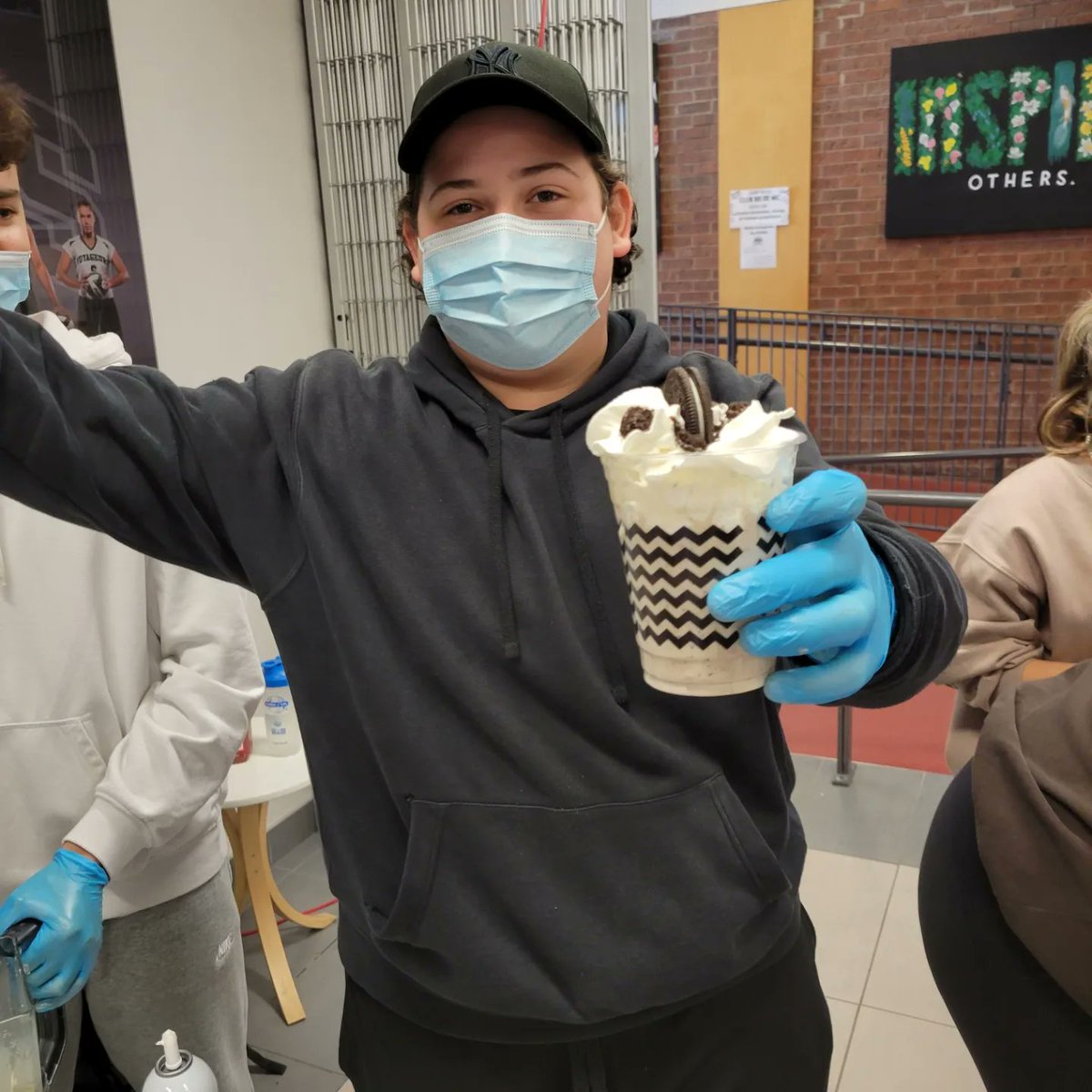 Durant les 2 dernières semaines, nos élèves ont ouvert leurs cafés qu'ils ont développés dans leurs cours d'entrepreneuriat. 

The students are putting their business plans into action! 

Merci à tous qui ont encouragé les 5 cafés.

@WICMtl <a href="/CAIS_Schools/">CAIS</a> #Entrepreneurship