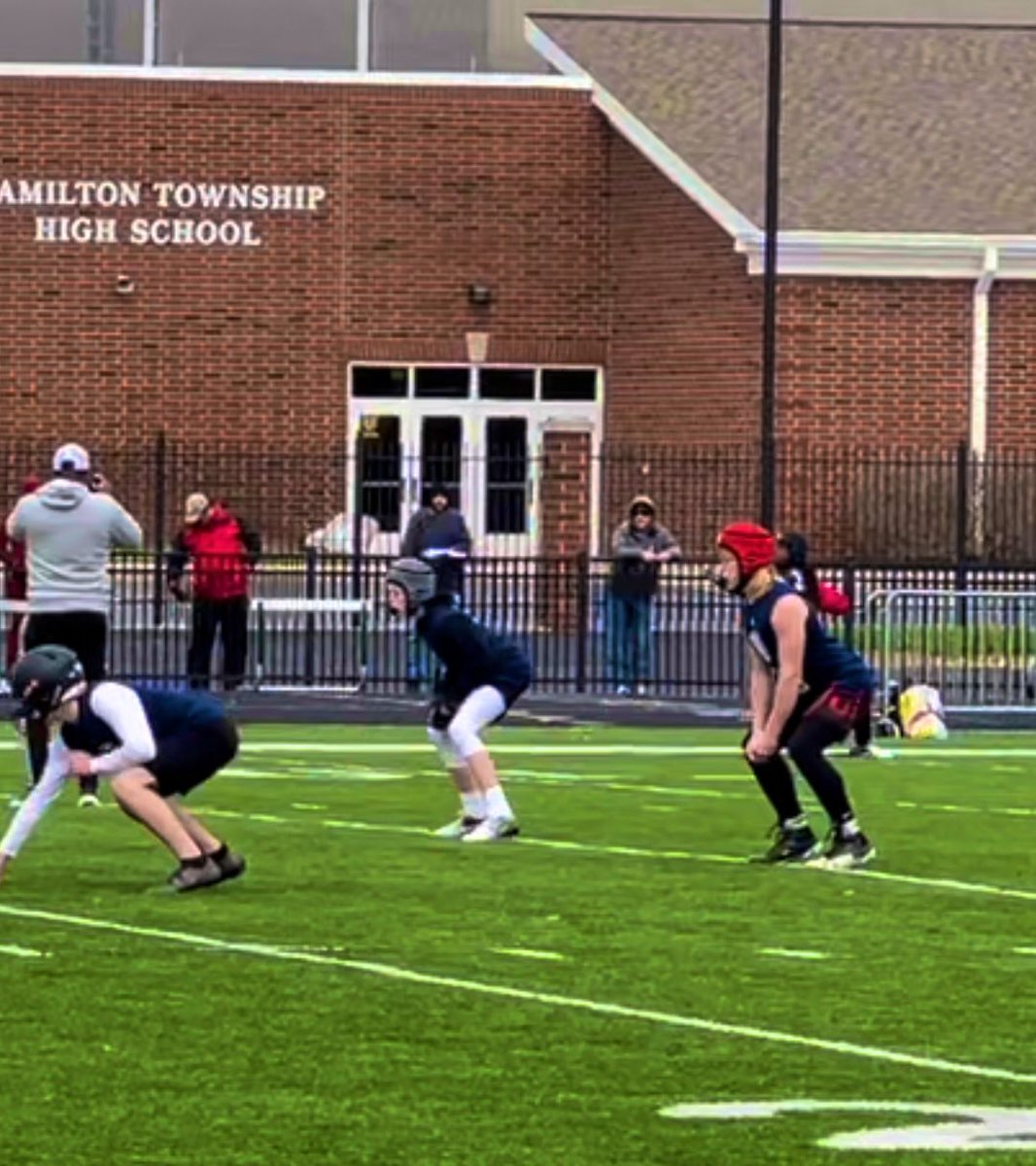 HudsonW_28's tweet photo. Putting in the work! @FBUcamp @ZTPioneersFB #LB2027 https://t.co/2ZECxlKeH5