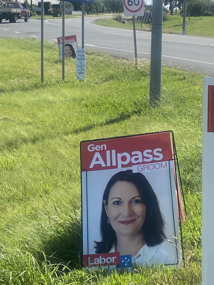 CraigDunnQLD's tweet image. Out campaigning on this windy day for @Gen4Groom in Westbrook.
Great reception from locals who say #ItsTimeForAChange #itstime for #abetterfuture
#toowoombaregion
#PutLNPLast