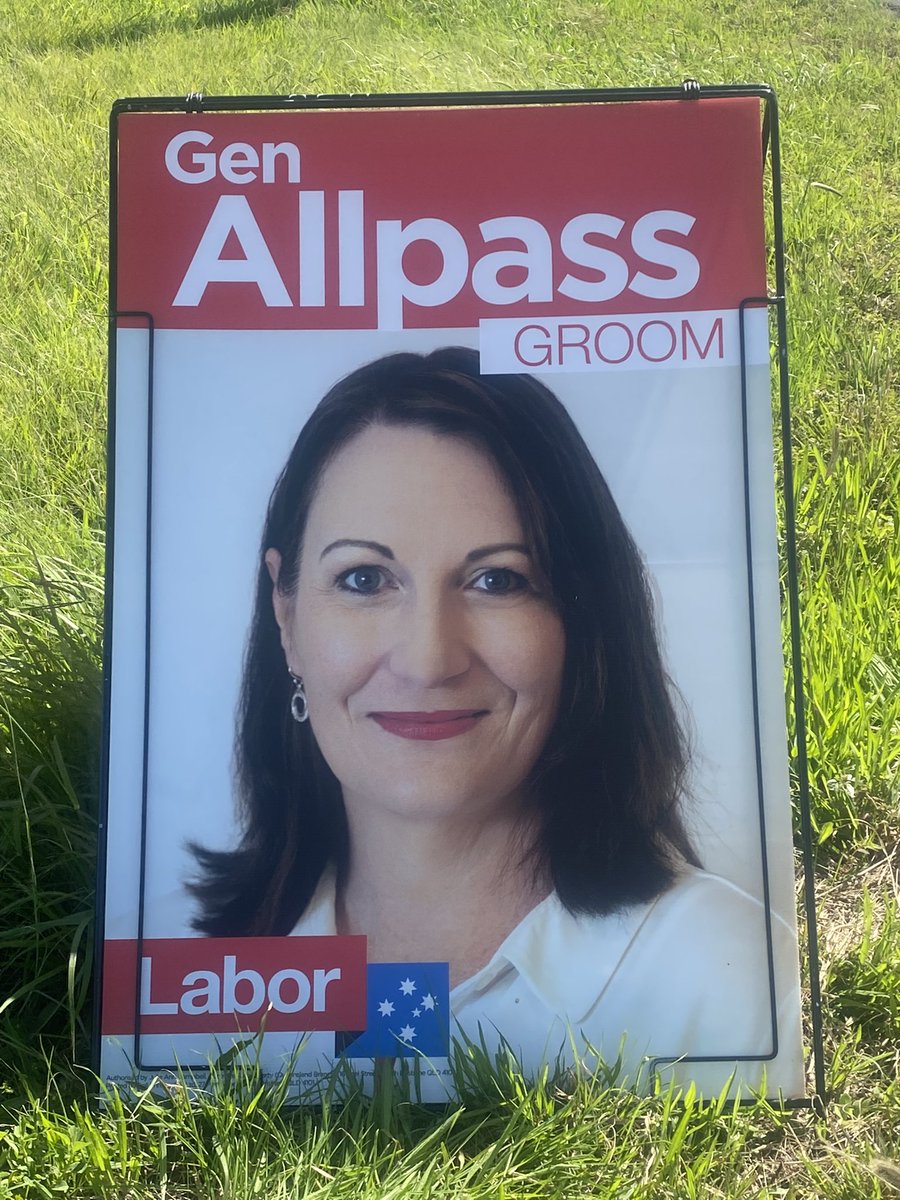 CraigDunnQLD's tweet image. Out campaigning on this windy day for @Gen4Groom in Westbrook.
Great reception from locals who say #ItsTimeForAChange #itstime for #abetterfuture
#toowoombaregion
#PutLNPLast