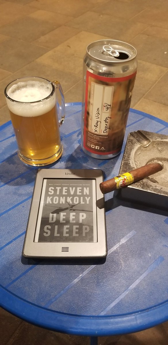 DrewT725's tweet photo. #OnTheBlueTable this evening with; @LaGloriaCubana Classic Wavelle, a crowler of @brewdynasty X-Ray Vision IPA, and Deep Sleep by @stevenkonkoly. https://t.co/NqyMIp5a5p