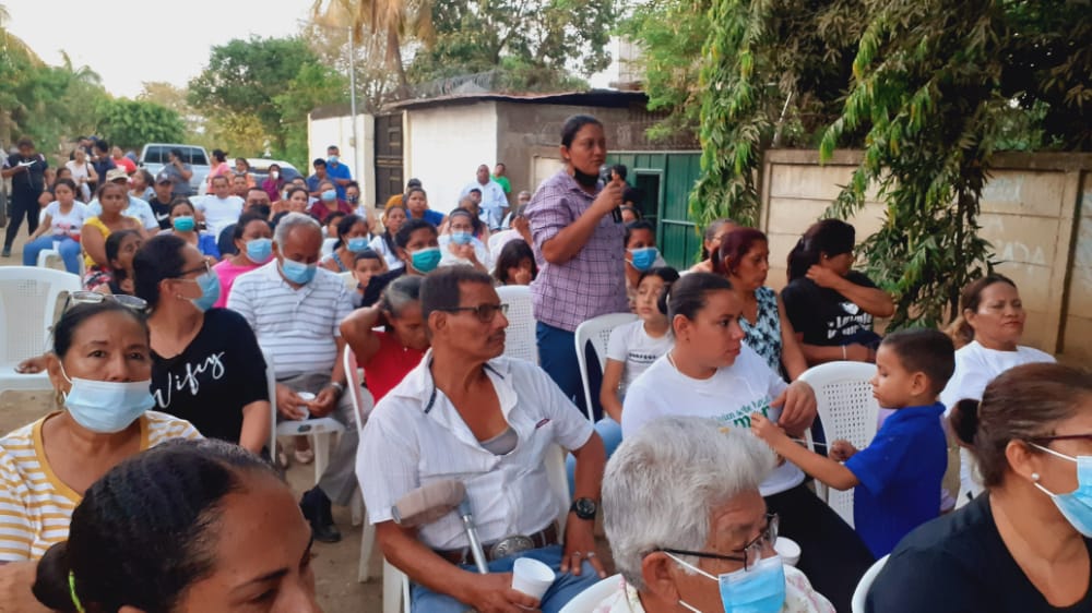 ‼️ 08 ABRIL ‼️ Asamblea de seguridad ciudadana en el Barrio Los Trejos en comunicación directa con la población, acompañados por nuestra policía nacional, alcaldía, representante de la departamental y del Distrito 3.3. 
#Nicaragua 
#SiempreAdelanteNiUnPasoAtrás
#VeranoAmorAlegria