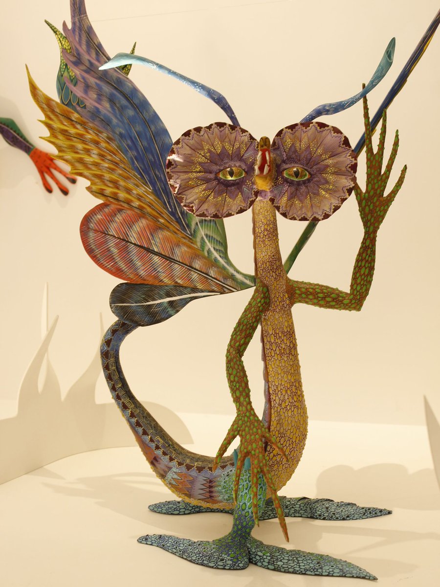 map_mexico's tweet photo. Te invitamos a una sala llena de magia. En ella encontrarás un mundo lleno de imágenes de ensueño. En el Arte Popular y lo Fantástico coinciden animales, tonas, alebrijes, sirenas y  árboles que nos platican historias sobre la cultura mexicana.  ¿Cuál es tu sala favorita del MAP? https://t.co/qoVgWJMJ06