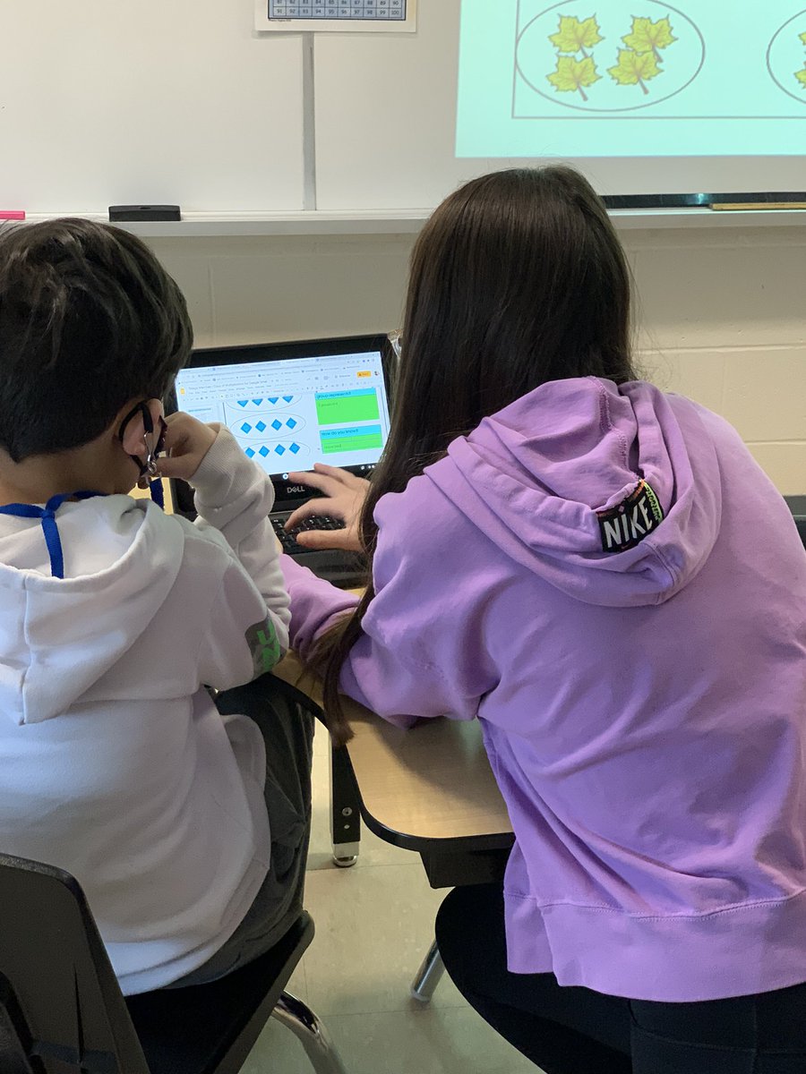 mishellelyons's tweet photo. Building a class community. It is a beautiful thing to watch. Ss helping and supporting each other. https://t.co/odx72hVeHy
