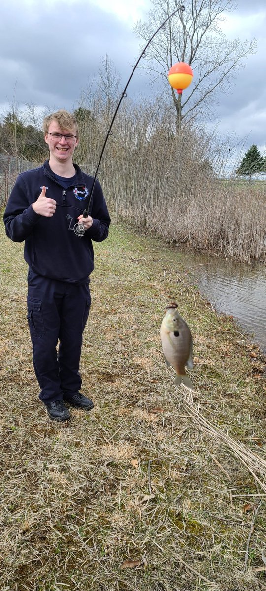 MrsCalvelage's tweet photo. Gone fishing. Students wanted more data about the pond. https://t.co/Xf6QaUNQeb