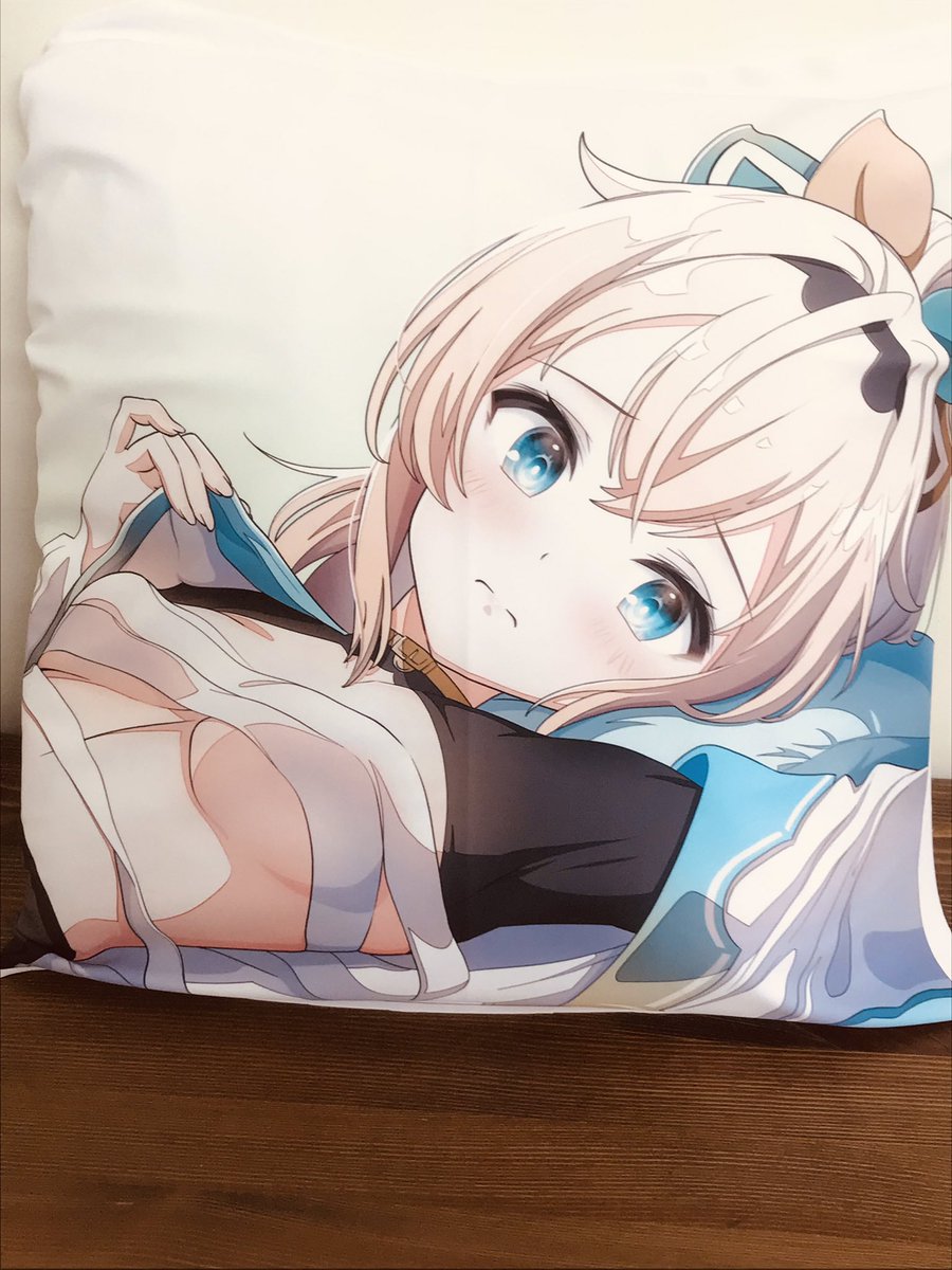 お侍様クッションカバーの色校が届いたので本体に合わせてみたでござる🍃

すごくいい感じでござる✨ 