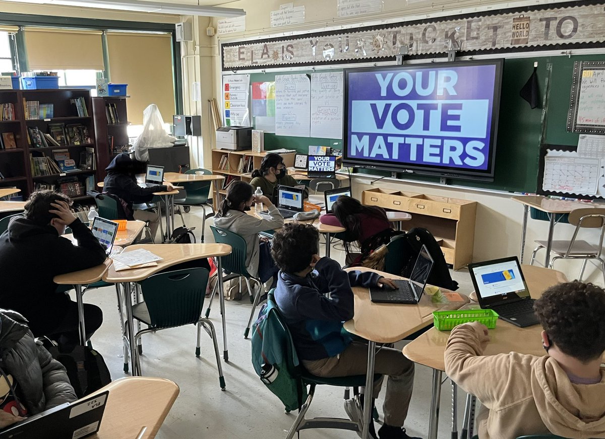 PSMS206M's tweet photo. We are so proud of our @PSMS206M scholars!
In December we established our student govt. 84 scholars in grades 3-8 applied to be class representative and/or grade president. They wrote speeches, created campaign posters, had photo ops, and recorded their speeches. (1/2) https://t.co/EzrHBxBt57