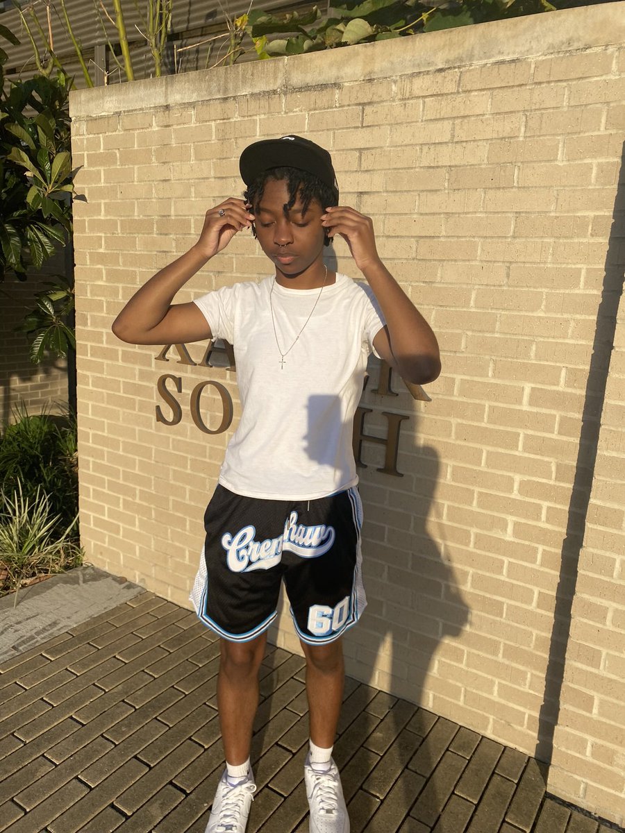 Kenthegemin1's tweet photo. #springfest22 🖤🥷 https://t.co/7NhrHwLrHb