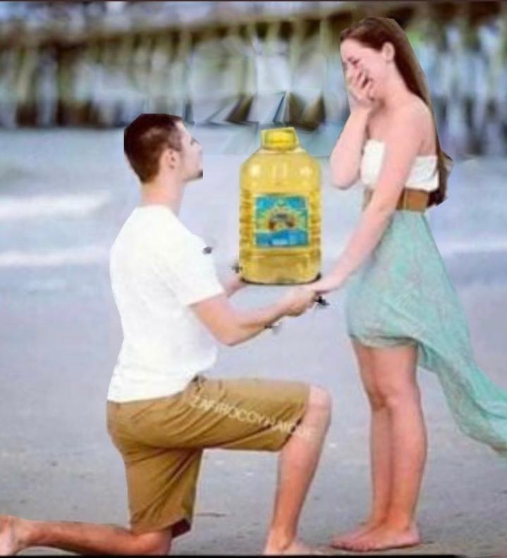 La que quiere estar conmigo 
Le llevo un bidon de 5litrs.☺🤭🥰