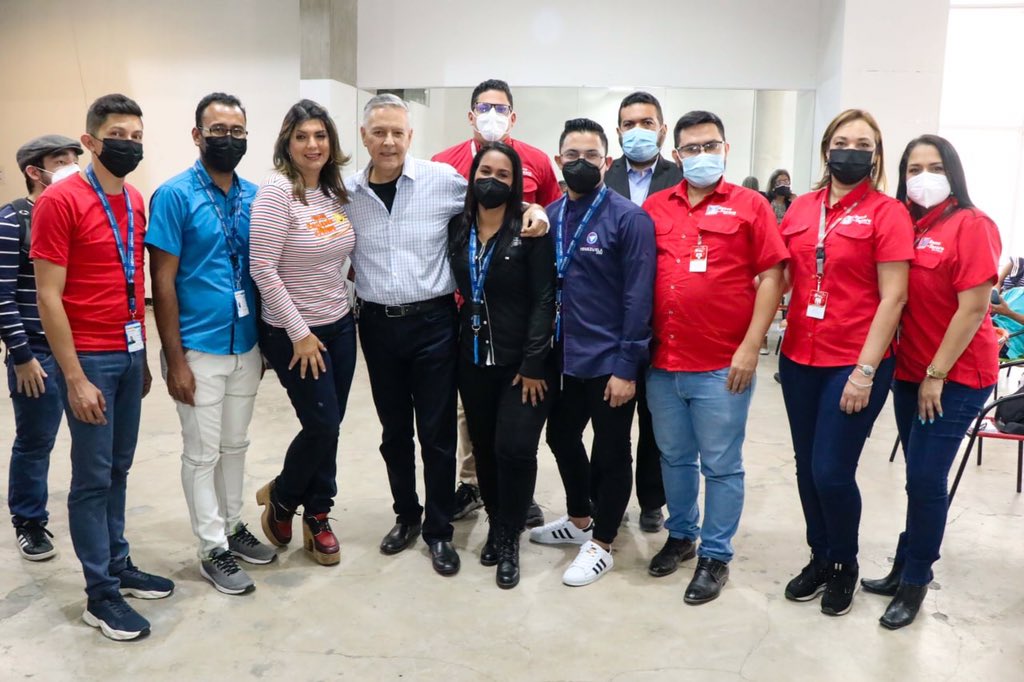bcodeltesoro's tweet photo. #NoticiasBT | Banco del Tesoro y Alcaldía de #Sucre establecen alianza para formar y apoyar emprendedores 👍🏼🇻🇪

Visita nuestro #BlogBT para más información.

⬇️⬇️⬇️

https://t.co/b76G9Ai4lt https://t.co/LiaPiTl5Yh