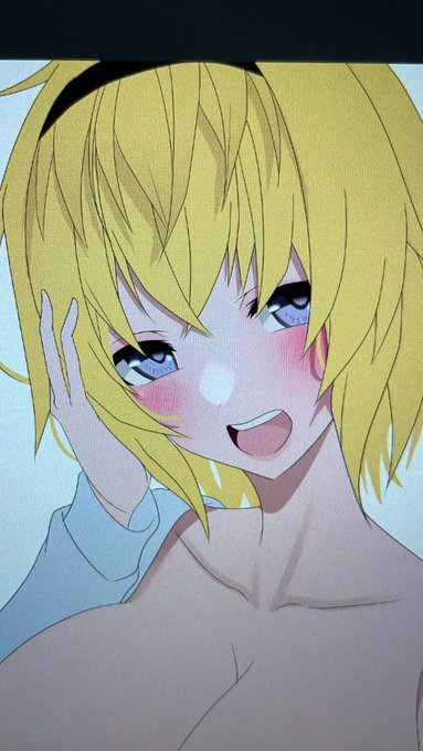 こう、何か、色をつけ始めたら余計に何か特攻で刺さってきそうな顔をされておられる。。 