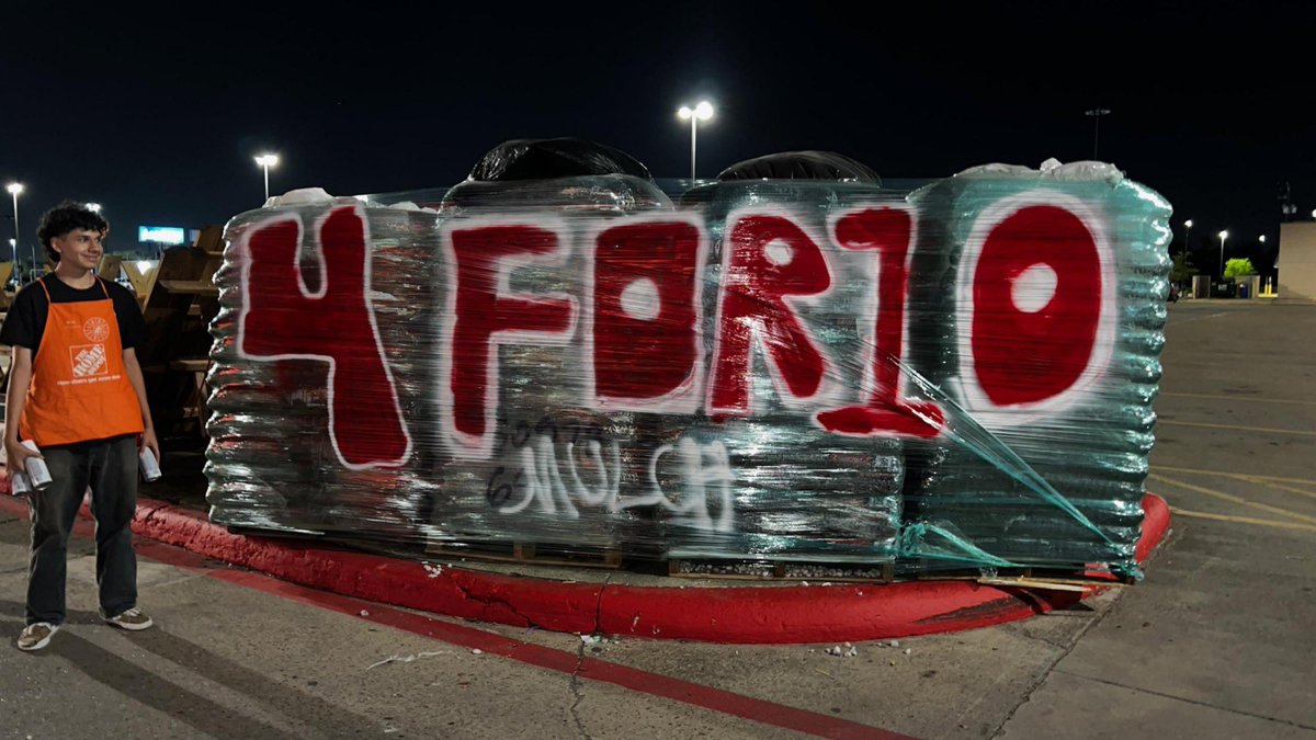 I smell spring!!! Great job team in getting everyone involved in our focus department. Market St bringing the heat 🔥🔥🔥 <a href="/MichaelFloresHD/">Michael Flores</a> <a href="/JarrodFarmer4/">Jarrod Farmer</a> <a href="/idrissi_mary/">mary el idrissi</a> <a href="/JennyBarnardFES/">JBarnard</a>