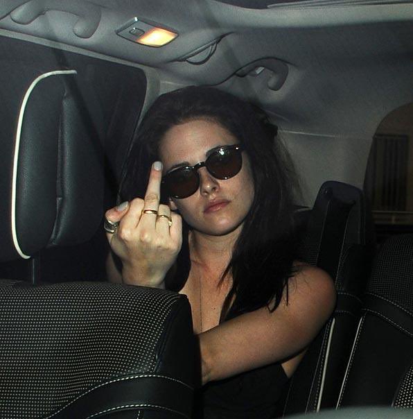 Everyone say happy birthday kristen stewart the coolest girl in the world 