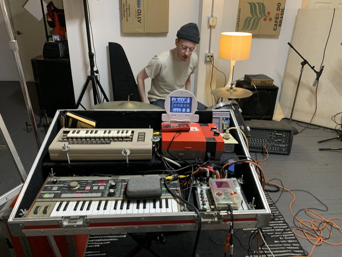 Awk Terr tweet media