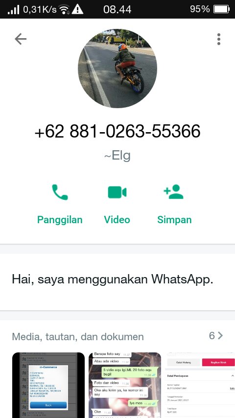 Salah satu manusia penjilat seperti anjing ,,pengen vcs tapi gratisan maunya,,keturunan penjilat ,,