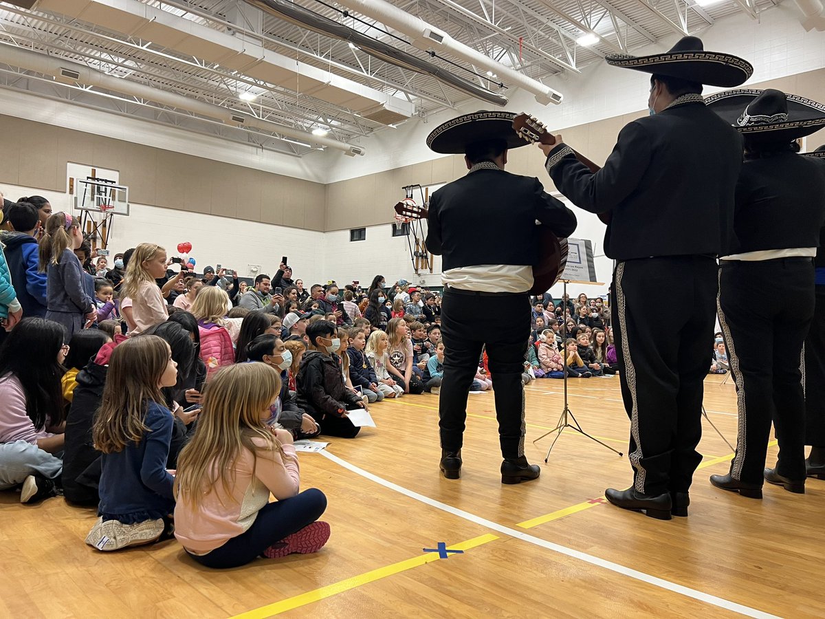 LemanMariachi tweet media