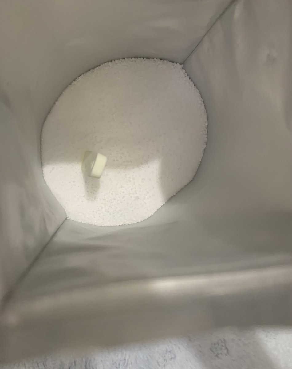 AvanLapis's tweet photo. H&amp;(アッシュアンド)の高濃度水素入浴剤が別格だった。

細かい泡が大量発生して、動く度にしゅわしゅわする。

お湯の感触がツルっとしてシルクかサテンのような、化粧水に浸かってるような感じでとにかく普通の入浴剤じゃない！
もはや温泉♨️

モニコス(@monicos_AB )さんから頂きました。
#suisosum https://t.co/5cGuE4gmuh