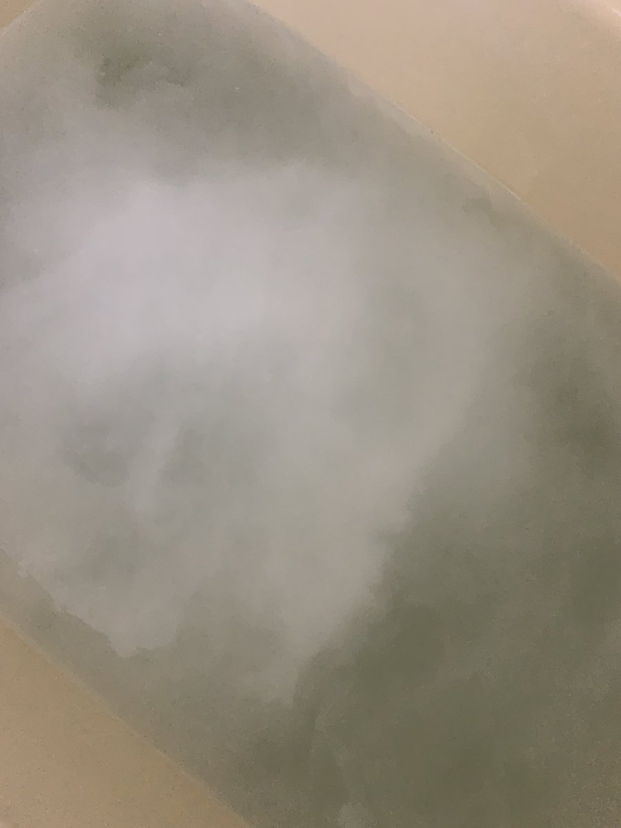 AvanLapis's tweet photo. H&amp;(アッシュアンド)の高濃度水素入浴剤が別格だった。

細かい泡が大量発生して、動く度にしゅわしゅわする。

お湯の感触がツルっとしてシルクかサテンのような、化粧水に浸かってるような感じでとにかく普通の入浴剤じゃない！
もはや温泉♨️

モニコス(@monicos_AB )さんから頂きました。
#suisosum https://t.co/5cGuE4gmuh
