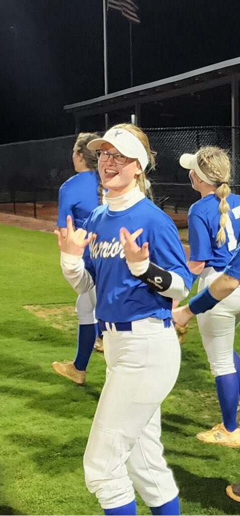 Congrats to 7th Grader Riley Murphy on a huge 6th inning Rbi and 8th grader Olivia Miller on closing it out in the 6-5 win against Catawba Ridge!