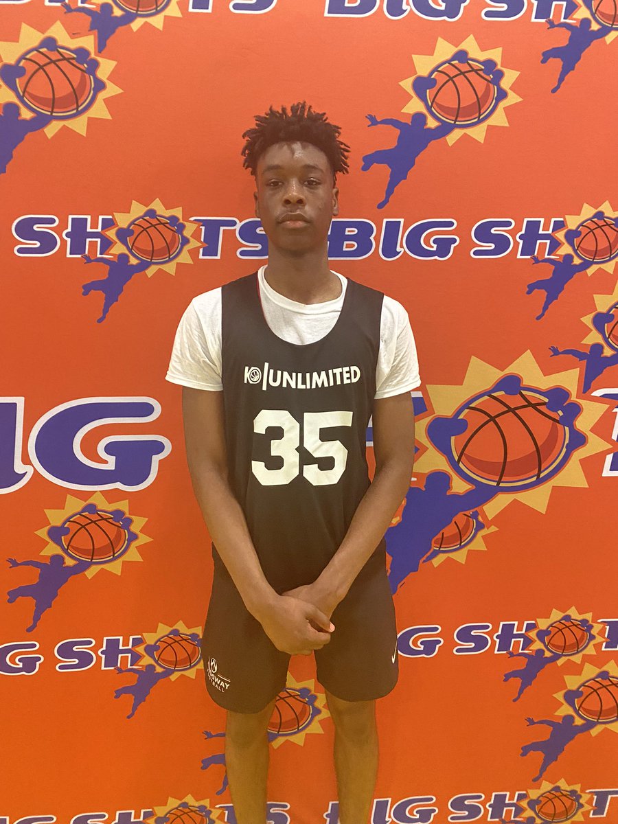 BigShotsGlobal's tweet photo. #BigShots #MidAtlanticLive
16U 

Team Olympus 66
#35 Jahaan Green pts 16
#14 Rashee Bell pts 14

WV Gold 45
#15 Jayden Bryant pts 19 https://t.co/p6uK5jEPU4