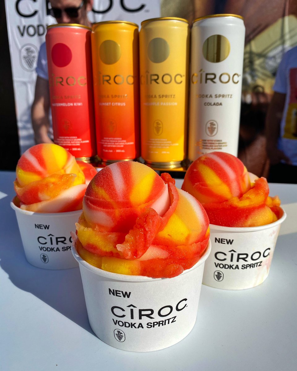 HappyIcela's tweet photo. RT &amp; tag who you would share this with. @HappyIcela x @Ciroc vodka spritz❗️It’s feeling like summer😁🔥 #Ciroc #HappyIce https://t.co/ZSPefry1Lq