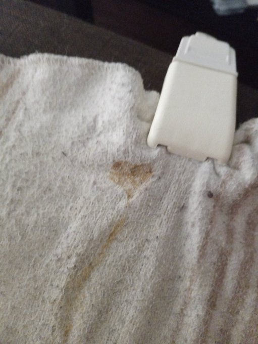 My cat vomited... In the shape of a heart! ❤️ Apparently she loves us very much https://t.co/uIHMVXd<a href="/tag/pornhub"class="tags"><span>#pornhub</span></a><a href="/tag/cammodel"class="tags"><span>#cammodel</span></a><a href="/tag/camgirl"class="tags"><span>#camgirl</span></a><a href="/tag/chaturbate"class="tags"><span>#chaturbate</span></a><a href="/tag/alte"class="tags"><span>#alte</span></a>