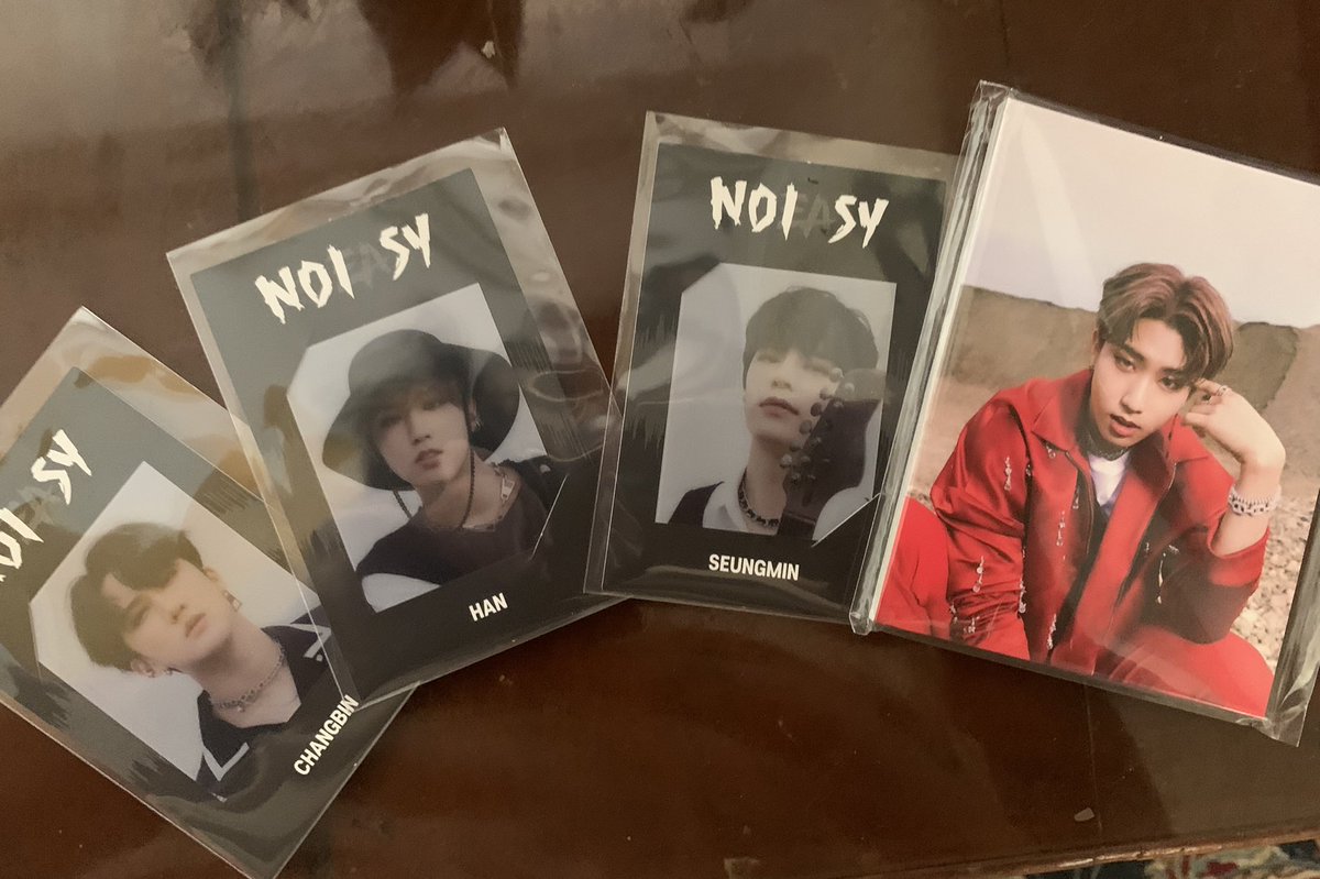pjm_niko's tweet photo. #cfsfeedbacks #_yumails
hii @CARTFORSTAY !! dumating na ang aking order, taray teh nag iisang pink parcel to ni kuya HAHAHAHAHA thank u!! sa uulitin <3 https://t.co/eeHOLjJhlT