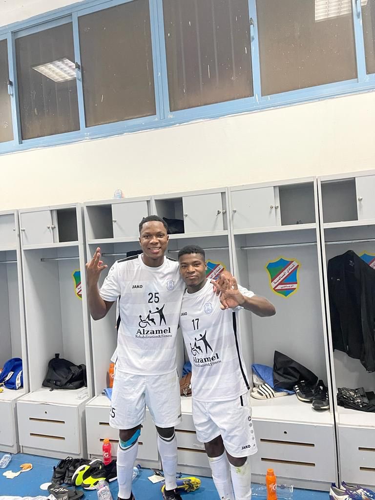 agentereyes's tweet photo. Buen triunfo jefe @JerryLeon_ en Kuwait 🇰🇼 representando a 🇪🇨 seguimos sumando minutos 💪🏼⚽️ #EcuatorianosEnElExterior @alyarmoukclub https://t.co/U8pEsZGe3y