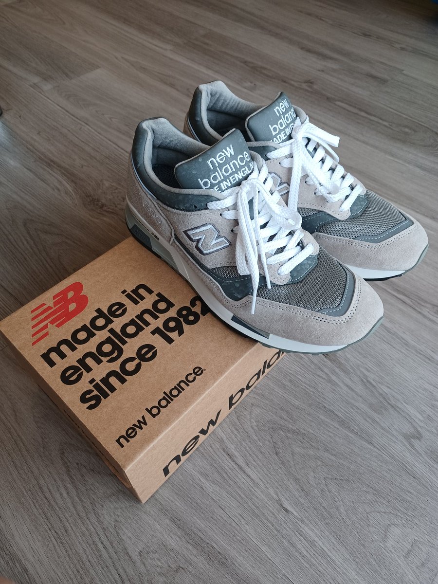 ofukuwake_suke's tweet photo. グレーは良い。

#newbalance 
#m1500 #m1500pgl 
#madeinengland 
#newbalancem1500
#ニューバランス 
#ニューバランス1500 
#ニューバランスm1500
#ニューバランス好きな人と繋がりたい 
#newbalanceshoes 
#newbalancegallery https://t.co/e3wlvqmxdG