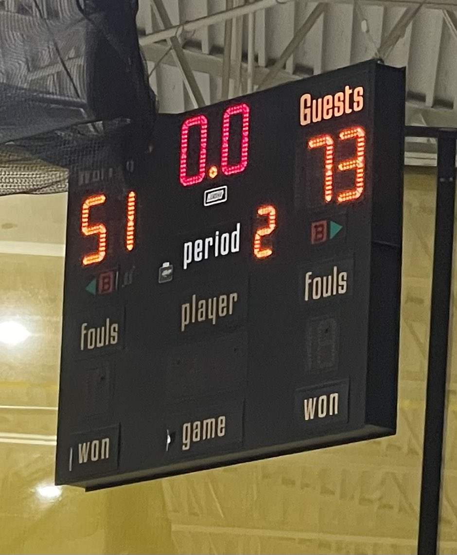 Carroll2023's tweet photo. 1st game of the AAU season..
Business trip 22 piece DUB 💼 vs Team Forrest 
.
Scoring leaders:
@IzzyMiles5 20 pts 5 asst
@_tysonsexton 13 pts  3 asst
@BridgesSimmons_ 13 pts 3 asst
.
#PutInWork🔐 #HardworkIsATalent🔐 https://t.co/18ANnIYUtp