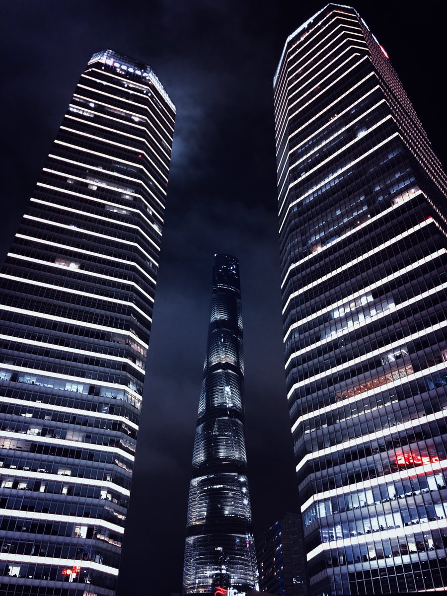 Salty_Views's tweet photo. Salty View #28: Three Towers🦇
.
Shanghai, China 
.
#NFTs #Opensea #NFTs #NFTphotography  #DarkTower #BaradDur #Travel #Artist #PhotoOfTheDay #Art #Fantasy #City #Urban #Skyscraper #China #Night https://t.co/pPDPbhXURl