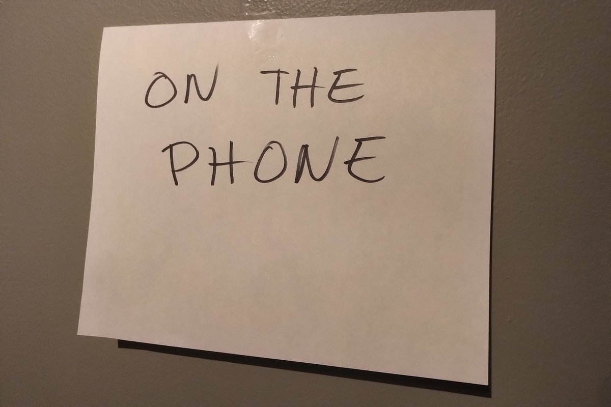 JeremyDBradley's tweet image. We just knocked off @BusyBoxSign DURING the #SharkTank pitch.

I love the idea (because one of the first things I got when we opened our West Hollywood radio studio was an &quot;on air&quot; sign). Always wanted one!

I would totally get #busybox -- alas, the price.

@ABCSharkTank