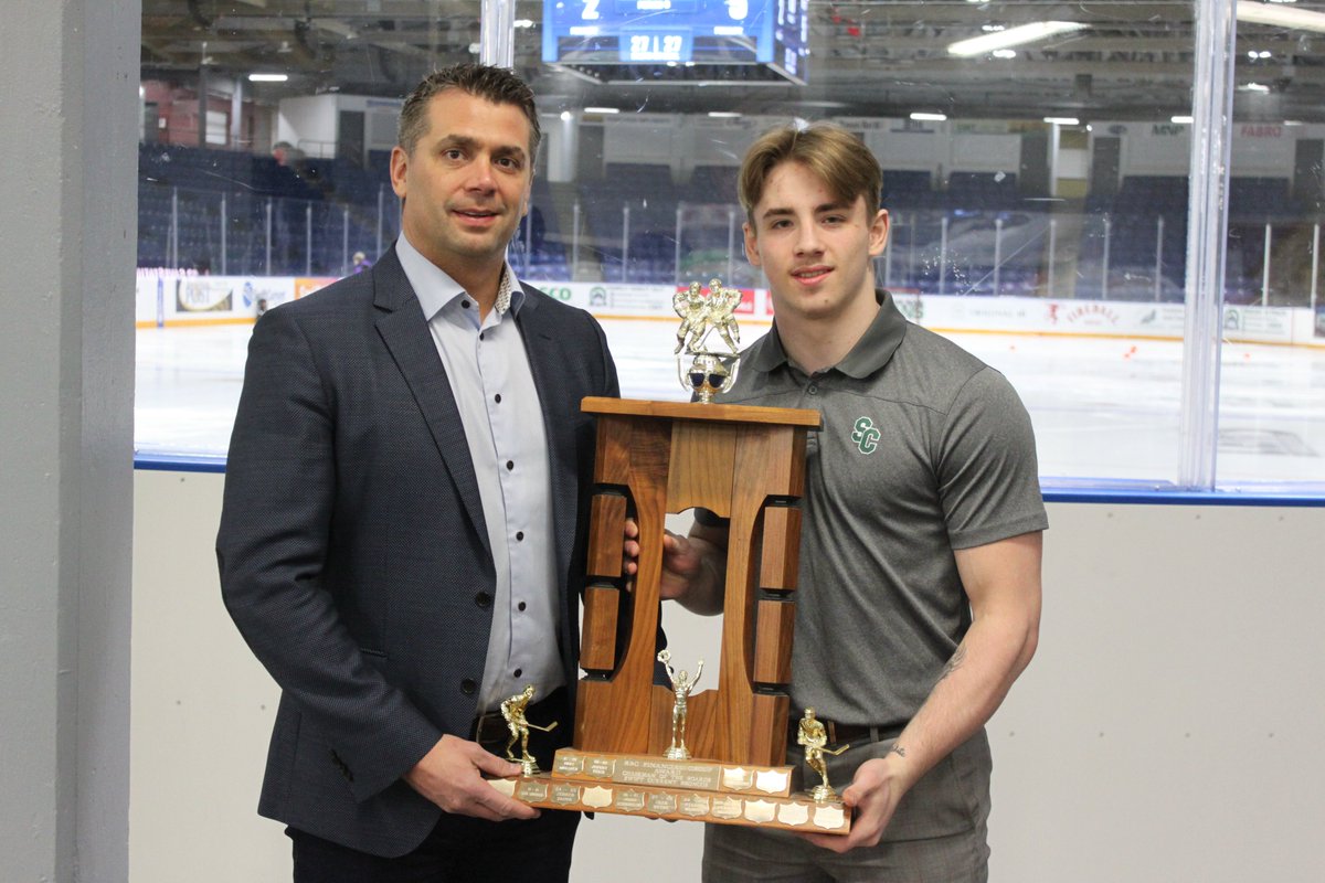 SCBroncos's tweet image. Broncos forward Josh Davies is this year's winner of the RBC Chairman of the Boards Award 🏋️

Photo: Ed Fonger