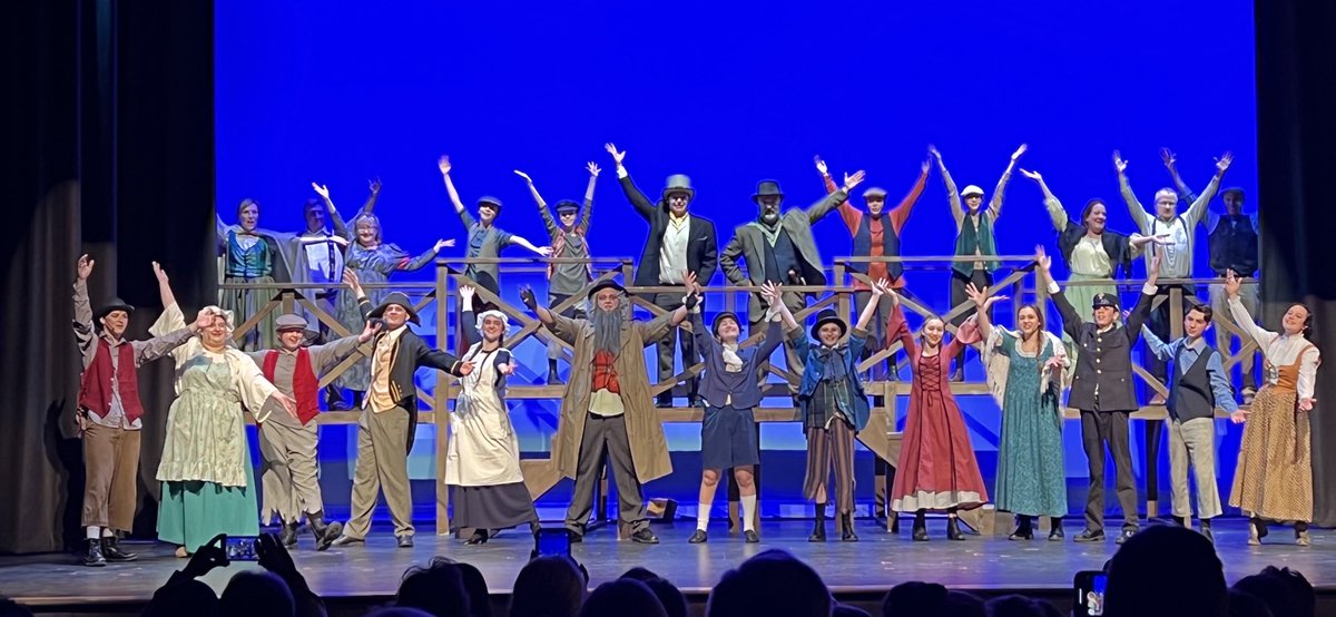 AaronRobb5's tweet photo. History was made tonight as @WahconahDrama performed the first-ever musical in the new #Wahconah! If you missed tonight's show, check it out Saturday 4/9 at 1pm or 7pm! Go to https://t.co/kgudbf1LJ1 to buy tickets online. See you there! @wahconahrhs @WRHSBldgProject https://t.co/tOc16gCocM