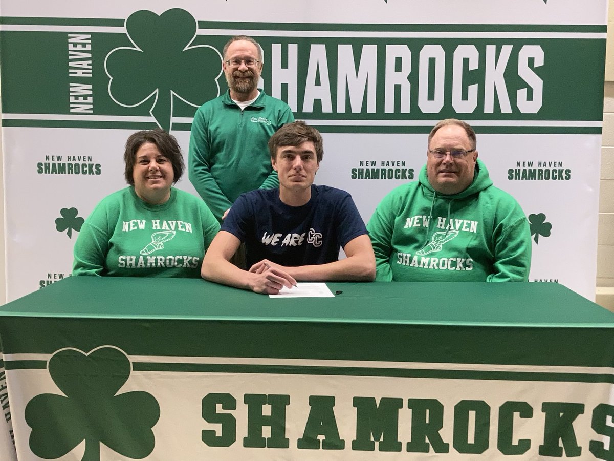 newhavensports's tweet photo. Congratulations to Logan Williams on signing a letter of intent to run at Columbia College! https://t.co/mxzO1kIwOA
