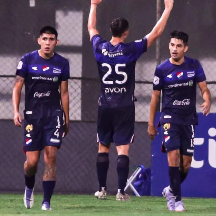 golazotropical1's tweet photo. #doblete para #remontar
Final
#Olimpia 1
41m. Walter González
#Nacional 2
ST 26 Facundo Bruera
45+1m. Facundo Bruera
#AperturaAPF2022
Hasta en #peleas #avivadas ganó el #trico
Con #Pomelo y #Paiva sin chances de #mejoria
9a fecha
#CopaDePrimera https://t.co/7hhYPo12Wf