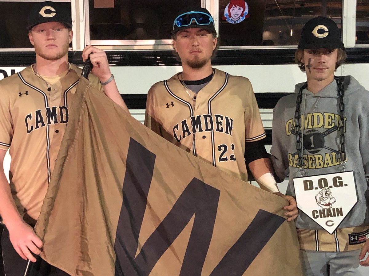 CamdenHighbsb's tweet photo. Dogs Fly the W tonight w/ a 1-0 victory in 10 innings at Lake City. Wyatt Tanner got the victory w/ 2 IP. Patrick Daniels had 2 hits and the game winning RBI. Lane Sexton w/ 8 IP, 0 runs, 1 hit, 13 Ks. Dogs now 6-2 in the conference. #POWER #CamdenStrong https://t.co/Lh15yydt77