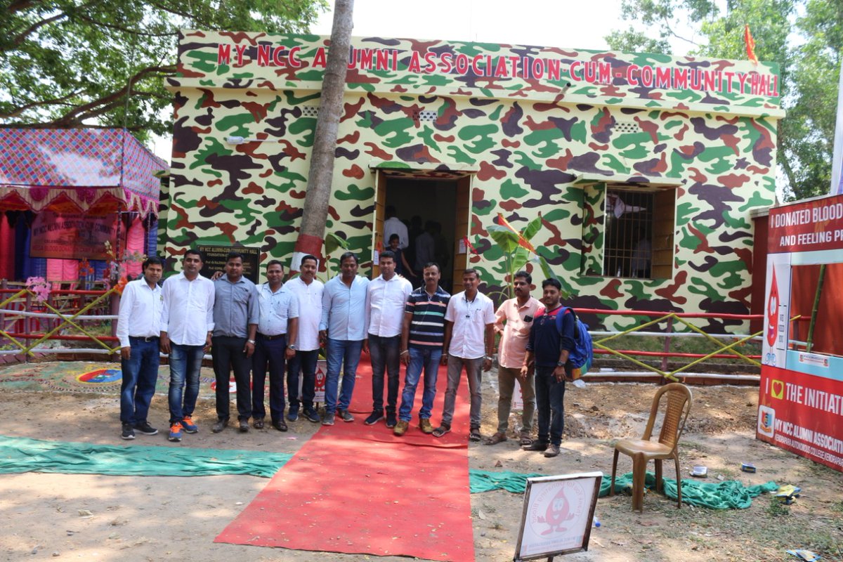 alumni_my's tweet photo. 5th Foundation Day Celebrates with a Mega blood donation camp &amp; inauguration of New Association Building.More than 200 units of #Blood collected. Both #boys &amp; #girls #NCC co-operated in this programme.
#kendrapara #Newmilestone #Odisha #India https://t.co/beJwmJjXDa