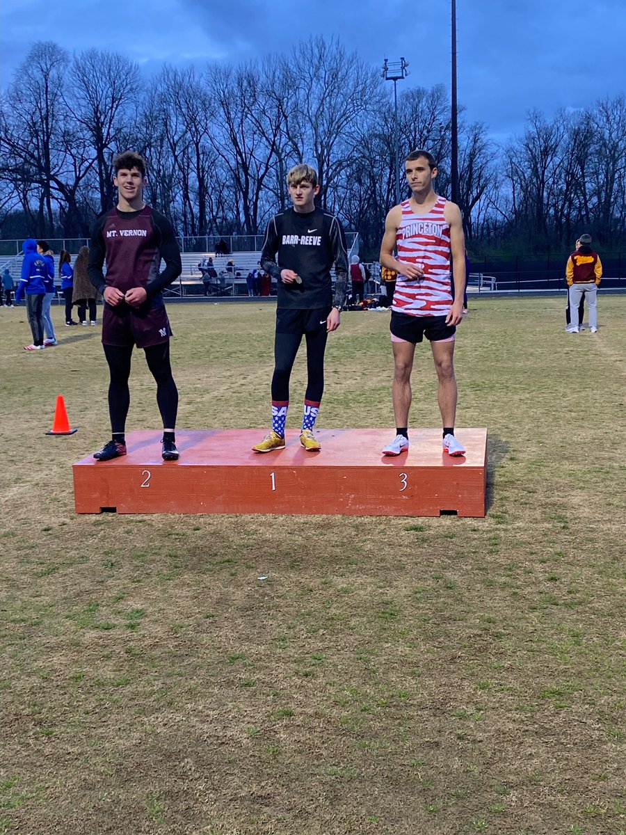 2nd place in the 400 by .02 of a second!!! <a href="/RiverSnodgrass/">river snodgrass</a>