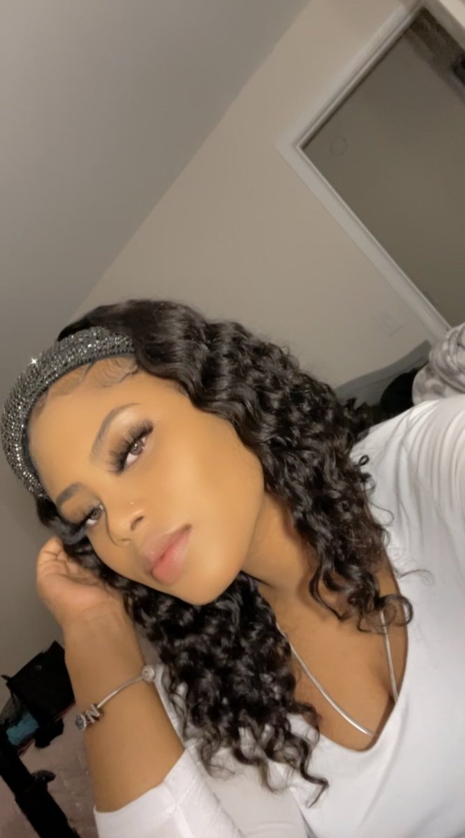 NiNiWint's tweet photo. 🌸 Our Spring Flash Sale Is Here 🌸 
All lashes are 30% OFF!! From our Natural to Dramatic lashes! Take your pick!
Get yours before they're gone!! 
‼️NO CODE NEEDED‼️

SHOP NOW AT 
https://t.co/OaW5MYN9kw https://t.co/Bh8GH1cWqx