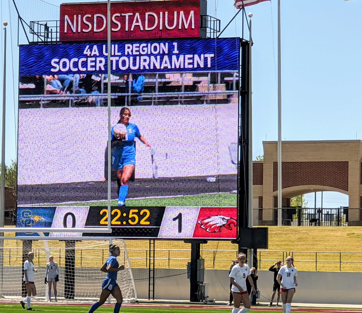 MiguelMendezSE's tweet photo. San Eli girls come up short against a very strong Argyle HS. Congratulations, we wish them the best. As for our girls, you showed grit and character throughout the season, today was not any different. Proud of you all. Thank you to our seniors, you will be missed! #sehsthebest https://t.co/tP3ooAYNCj