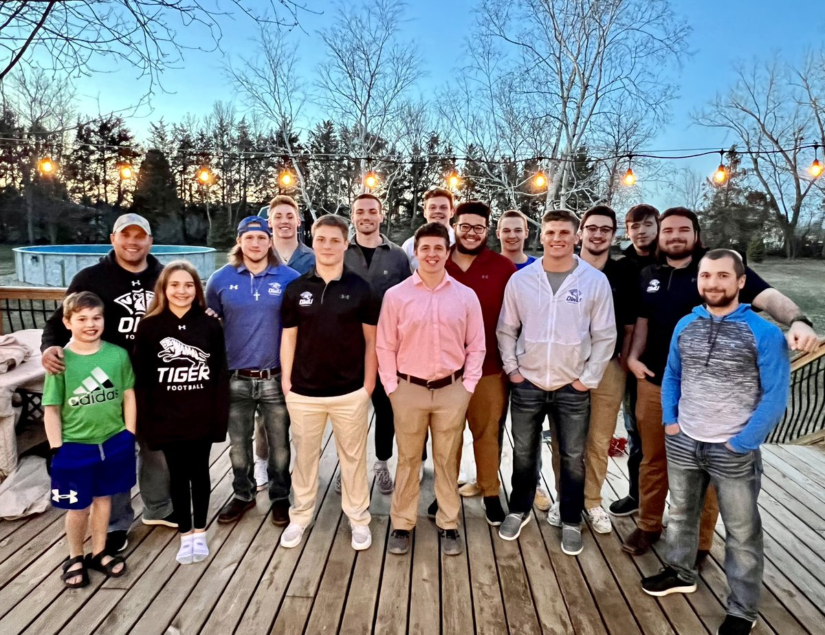 Ross Cimpl tweet media