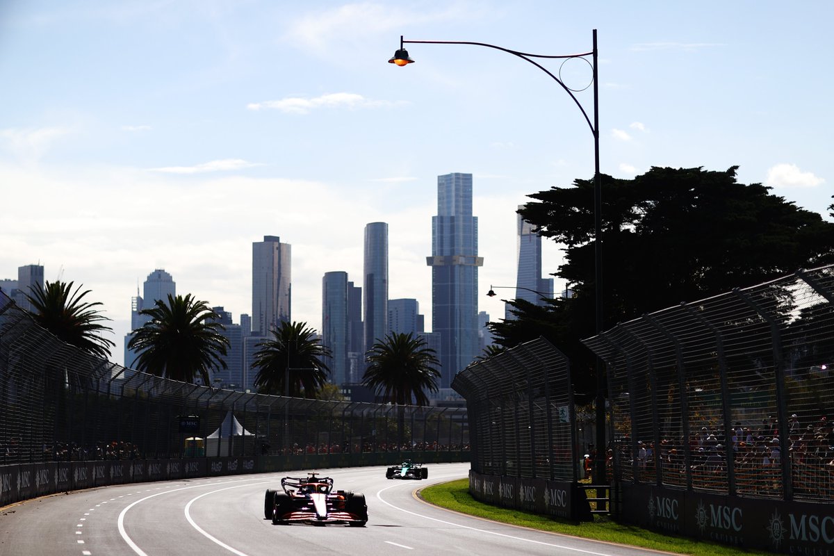 F1Gratis's tweet photo. Empezamos con los Libres 3 del GP de Australia en Melbourne. #GPAustralia  

Puedes venir a verla con nosotros en nuestro Discord.

https://t.co/ximN01iBaO https://t.co/XMvSc1LMaw