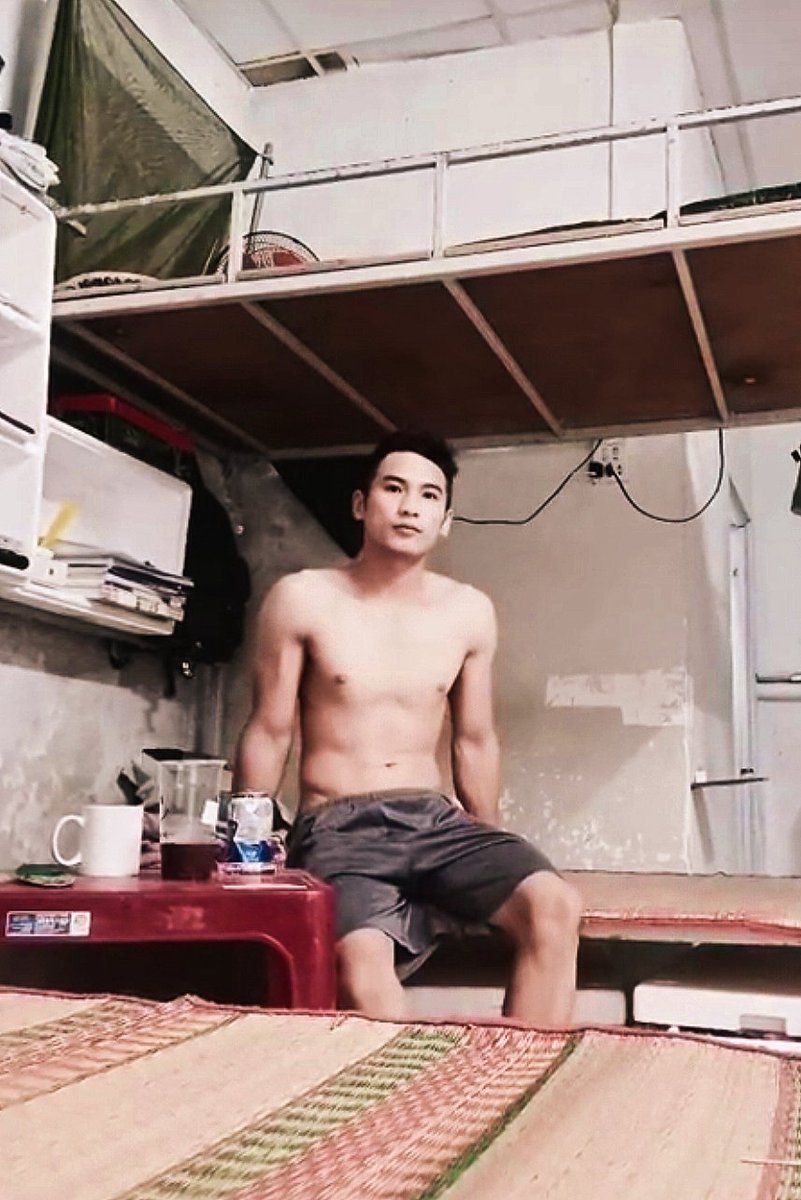 BiVnlc97435847's tweet photo. Làm gì cũng có một mình https://t.co/VWgmKwXcYQ